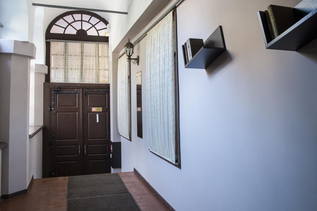 Apart Hotel Kvartira 1 Odesa Exterior photo